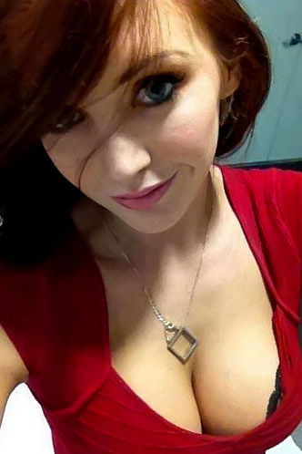 Hot Emo Amateur Selfshots